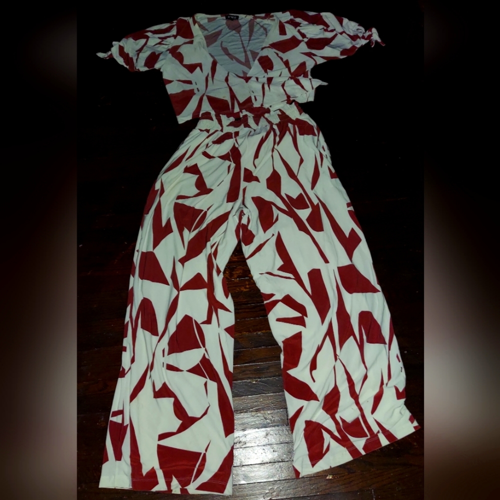 2 piece white and brown pants set